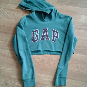 GAP CrOp ToP HoOdIe